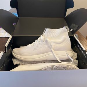 Lululemon Women Chargefeel Workout Mid